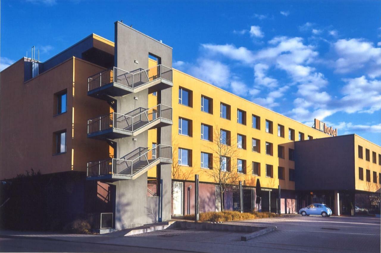Kult Hotel إنغولشتات المظهر الخارجي الصورة